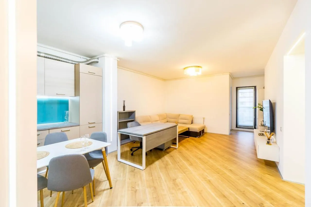 Luxury Pipera Apartment Voluntari Romania